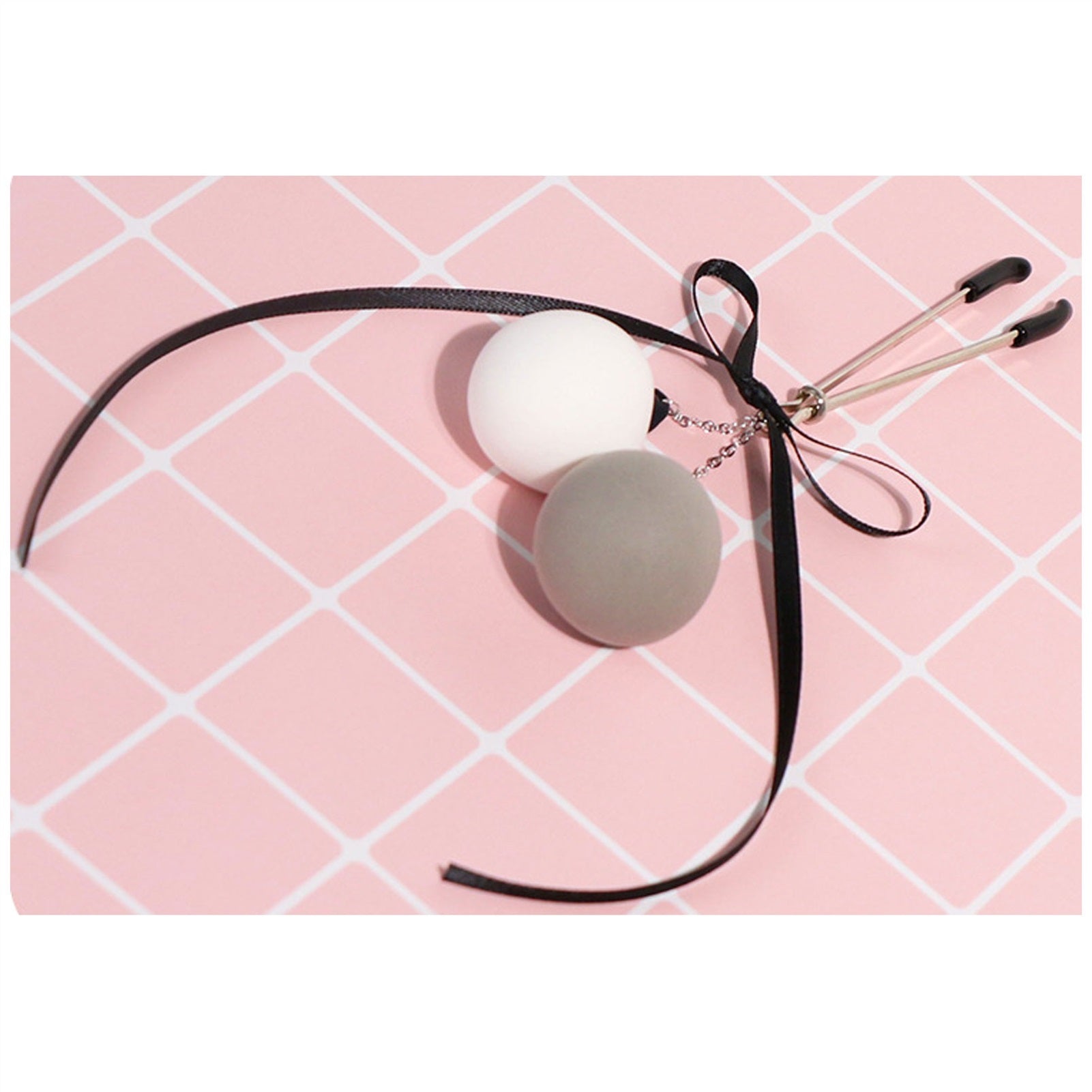 Bubble Ball Off-white Bell Metal Clip Nipple Clamp